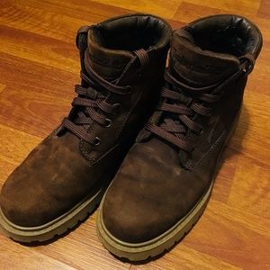 Women's Size 8 Brown Timberland Boots, 5 Eyelet